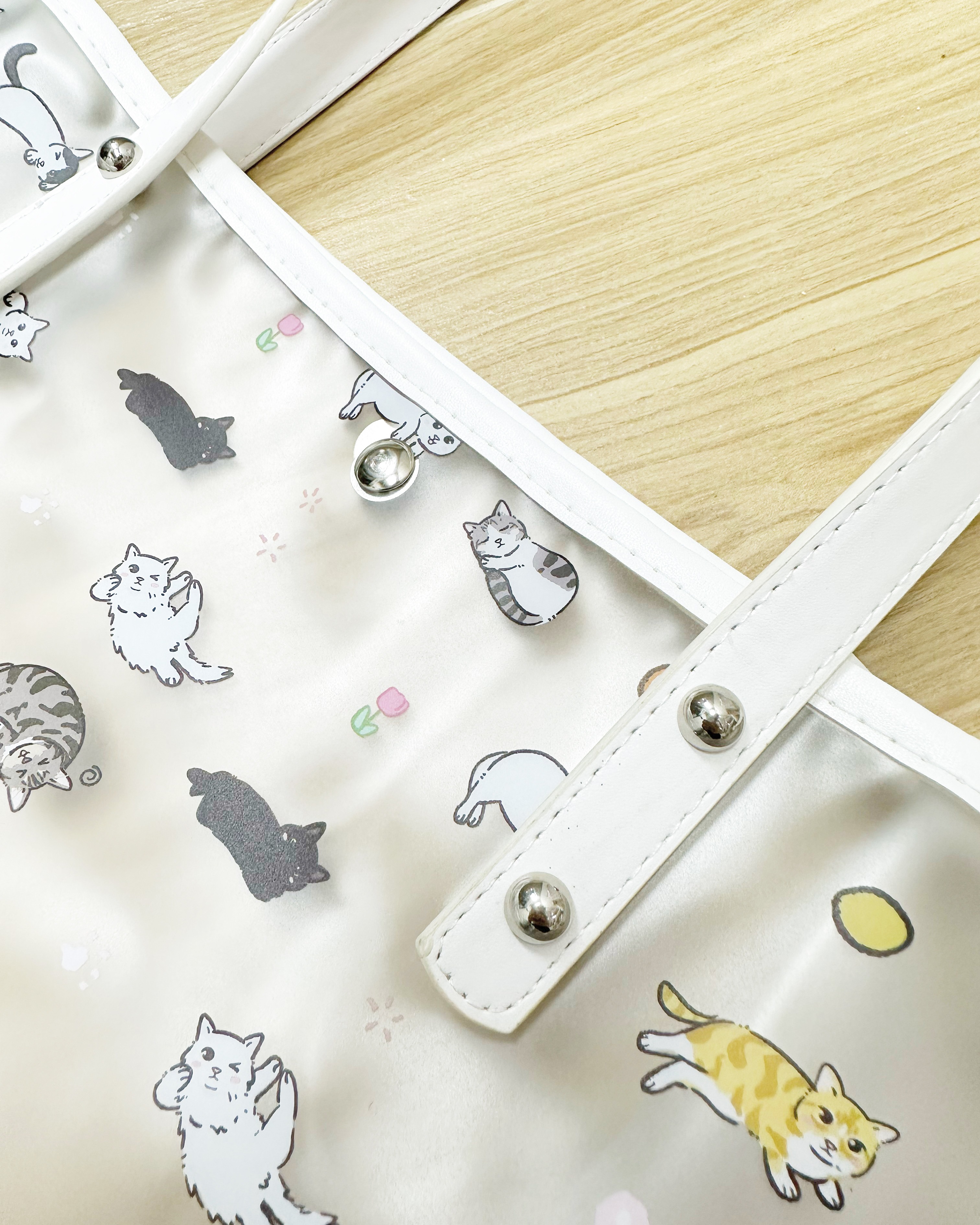 598DEB18-3CD5-423F-B212-325C82DE1FBA